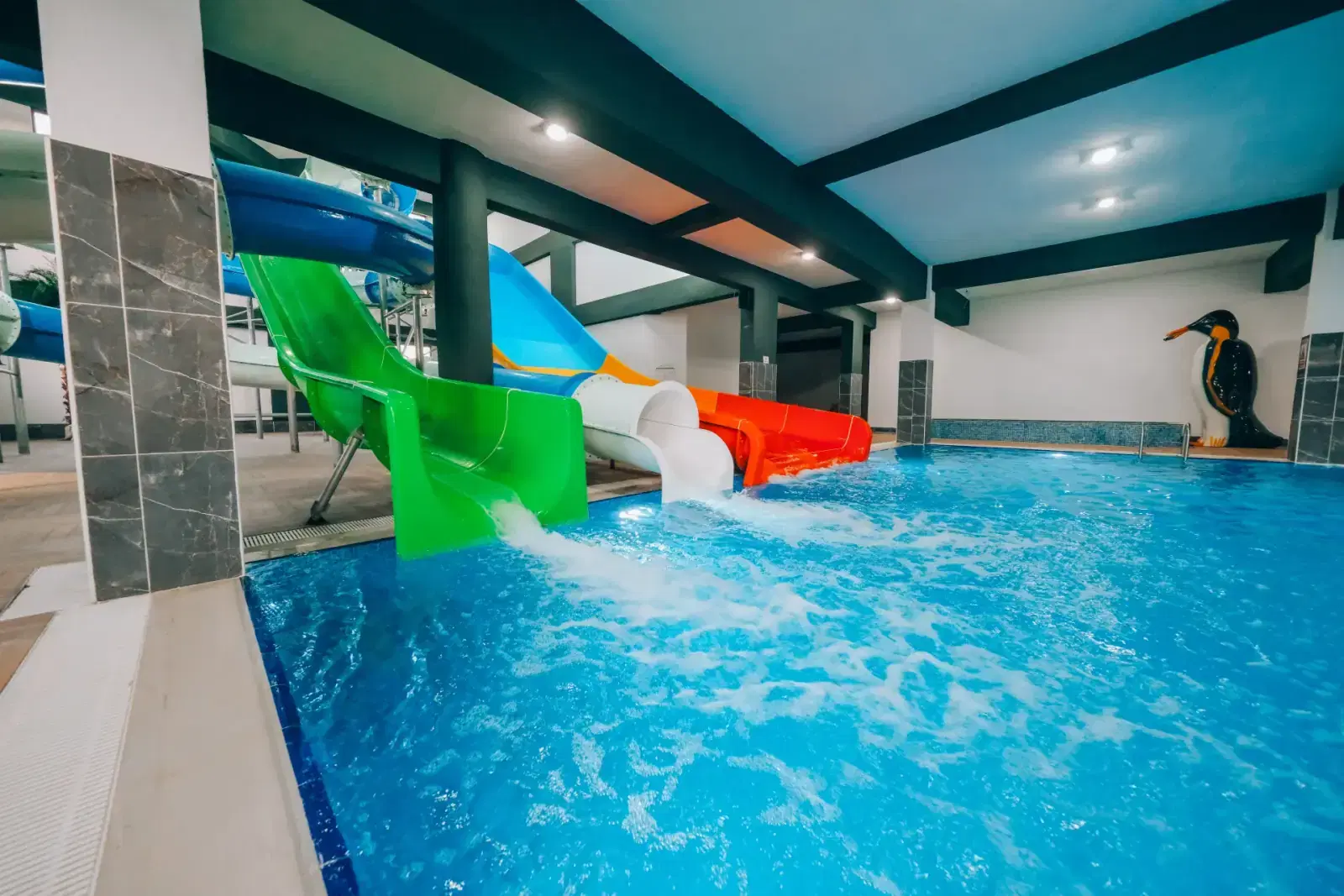 Kastilya Otel aquapark su kaydırakları